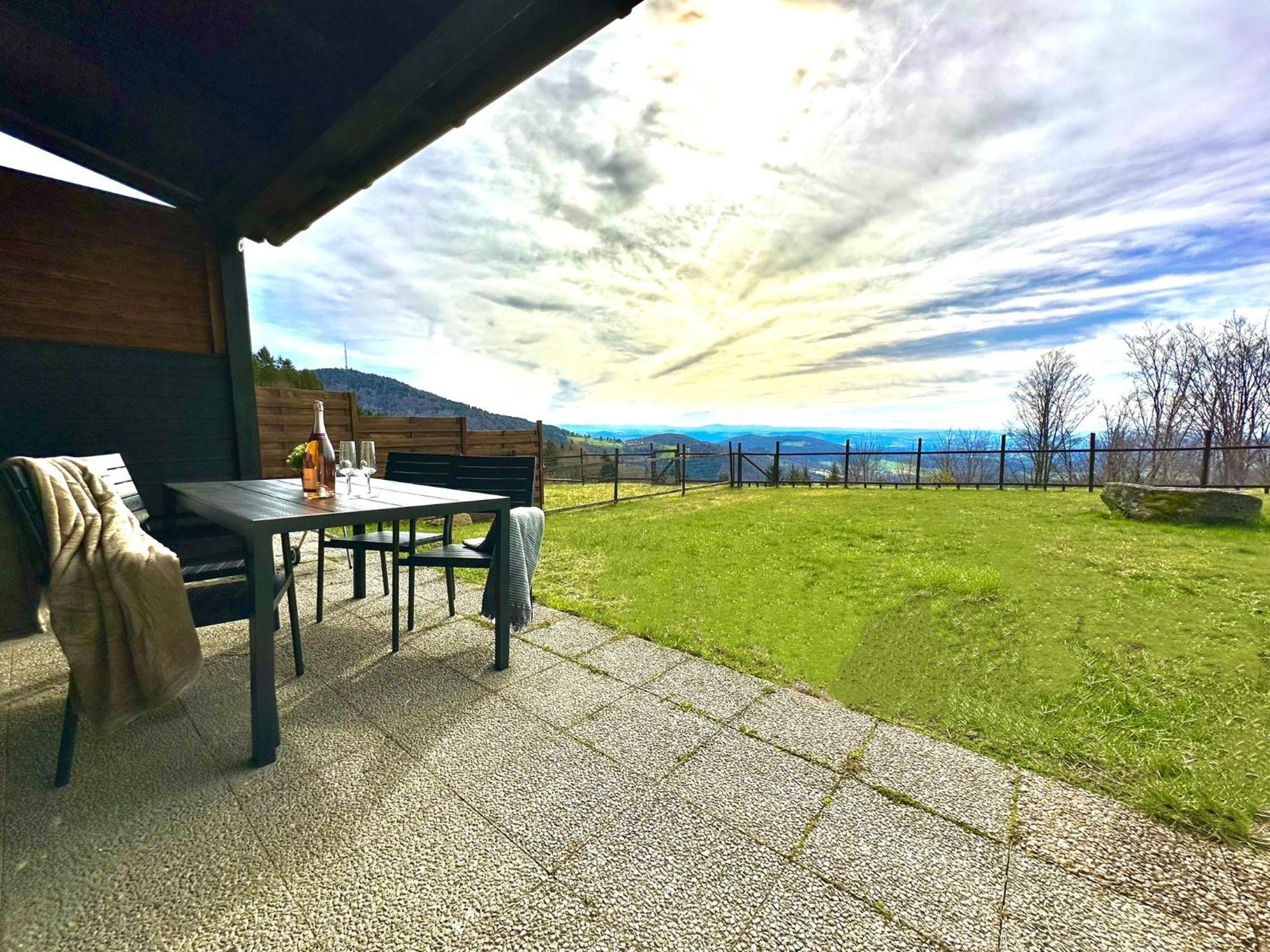 Gemuetliches Alpenblick Berg-Bungalow + Grosser Garten + Netflix! Schöfweg 외부 사진