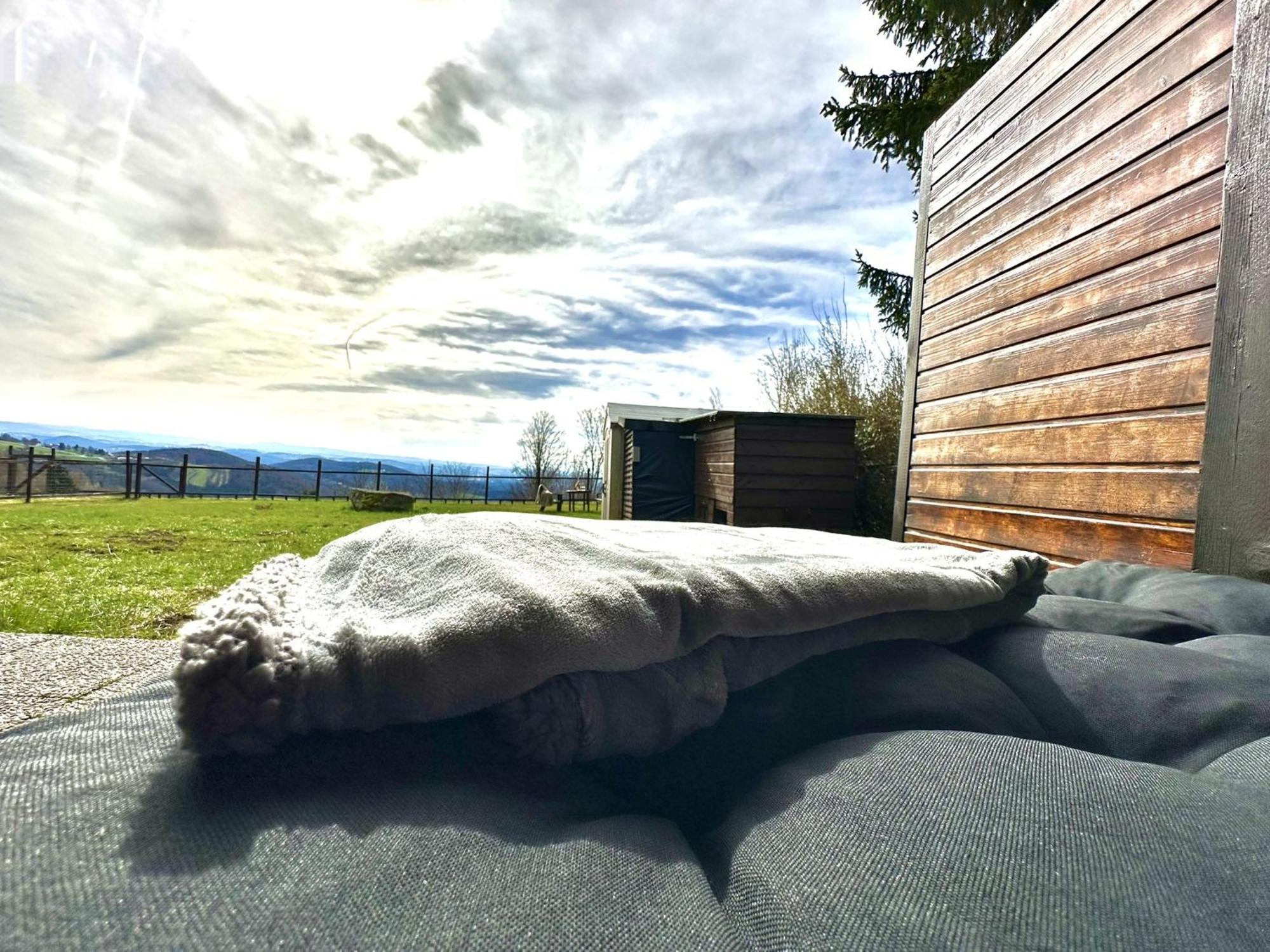 Gemuetliches Alpenblick Berg-Bungalow + Grosser Garten + Netflix! Schöfweg 외부 사진