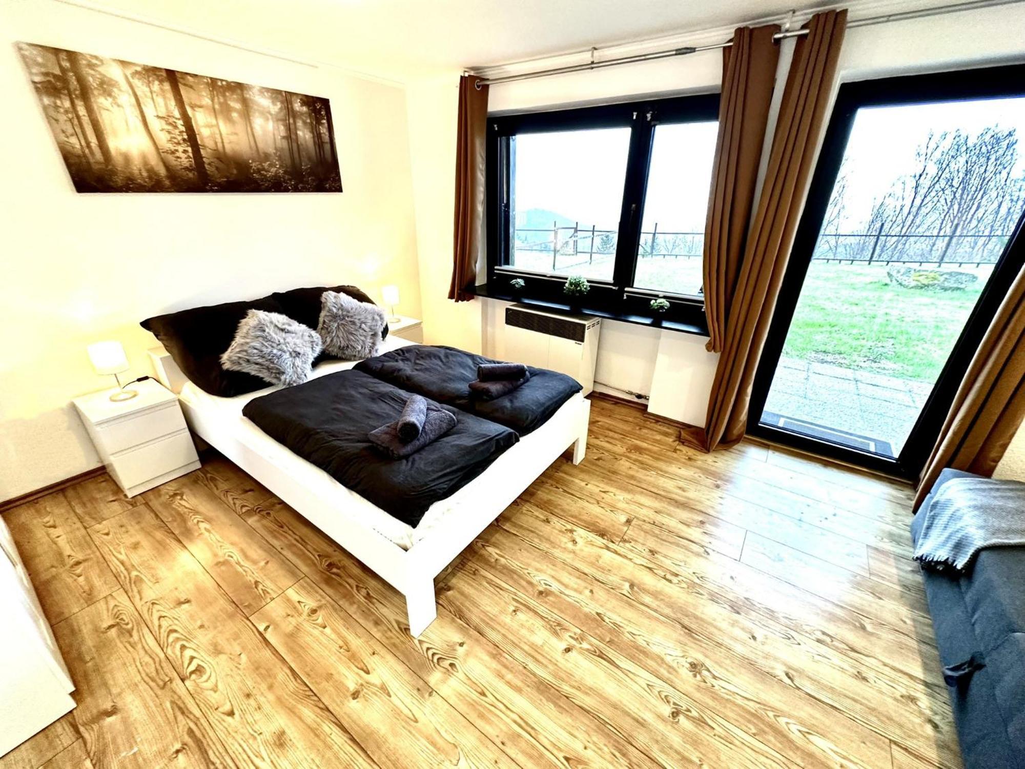 Gemuetliches Alpenblick Berg-Bungalow + Grosser Garten + Netflix! Schöfweg 외부 사진